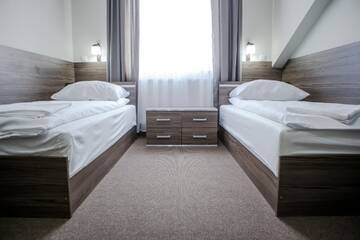 Фото номера Двухместный номер с 2 отдельными кроватями Мотели Motel Domowy Gościniec г. Ломжа 2