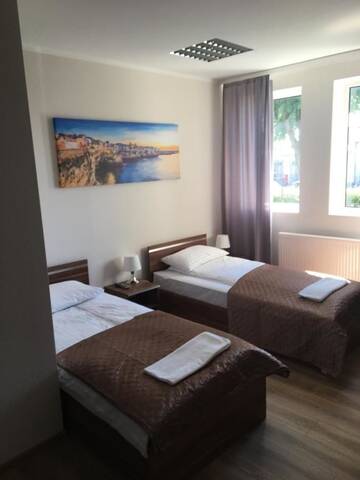Фото номера Двухместный номер с 1 кроватью Хостелы M&amp;A GUEST ROOMS г. Ломжа 4