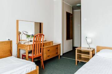 Фото номера Двухместный номер эконом-класса с 2 отдельными кроватями Отель Hotel Gromada Łomża г. Ломжа 3