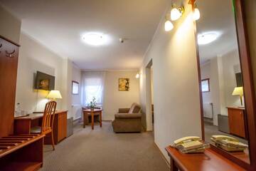 Фото номера Стандартные апартаменты Отель Hotel Gromada Łomża г. Ломжа 6