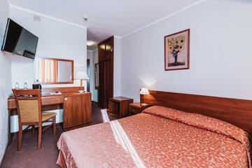 Фото номера Стандартный двухместный номер с 1 кроватью Отель Hotel Gromada Łomża г. Ломжа 2